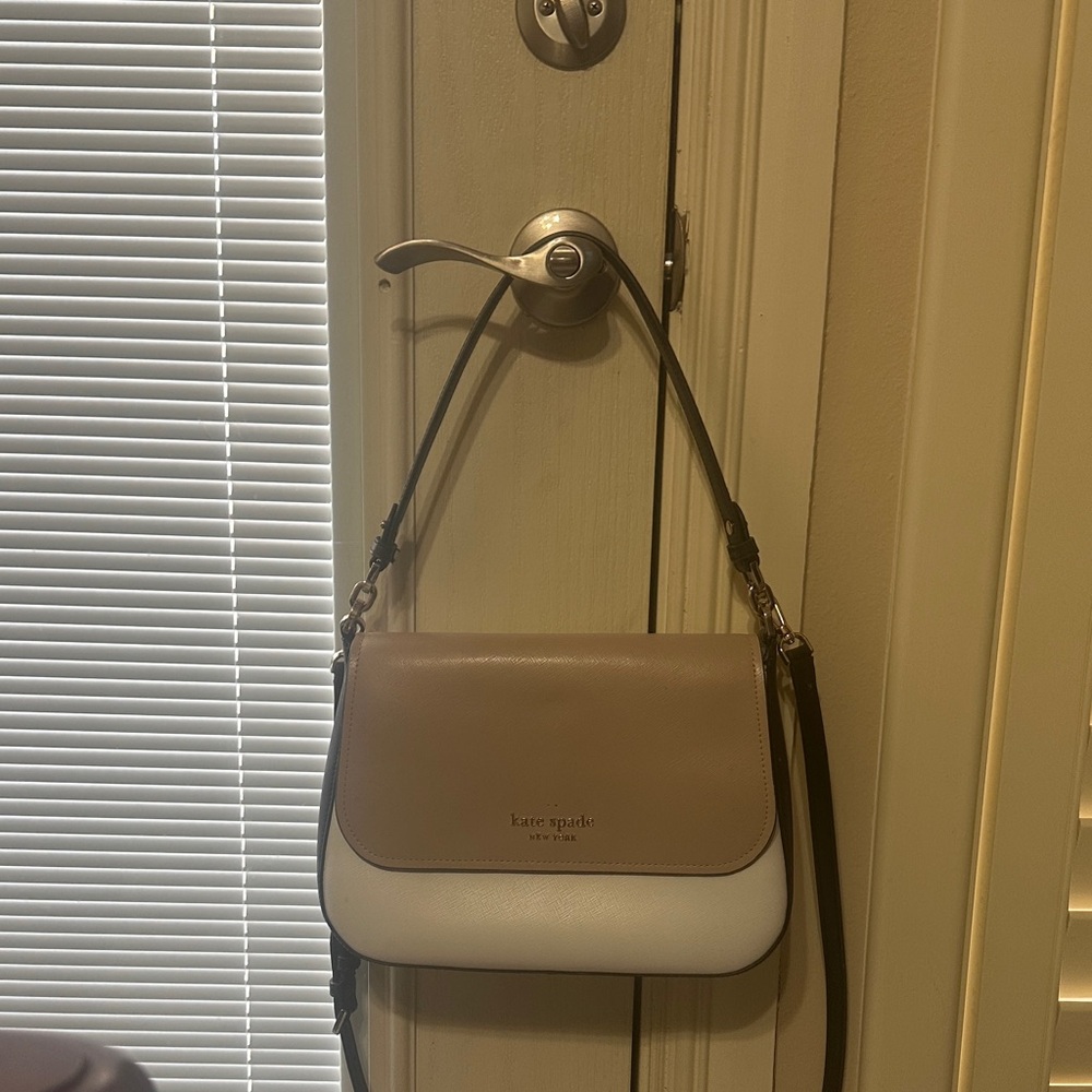 Kate Spade Tan and White Shoulder Bag - Picture 4 of 4